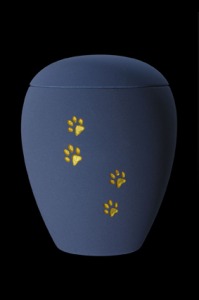 Keramik samt blau "Pfotenmotiv" 65-500-207 - 0,5 ltr. - 75,00 Euro 65-1500-207 - 1,5 ltr. - 80,00 Euro 65-2800-207 - 2,8 ltr. - 98,00 Euro